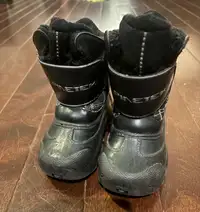 Baby boots - size 5