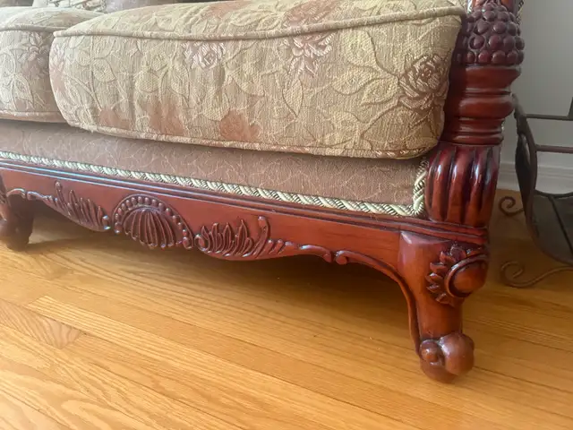 Ornate Victorian-Style Sofa Set (Couch + Oversized Chair) — $500 in Couches & Futons in Markham / York Region - Image 6