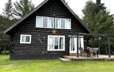 Cottage for rental in Otter Lake QC near Ottawa, View more
