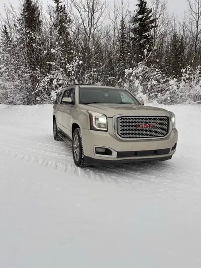2017 GMC Yukon XL Denali Has been serviced regularly Has all the Denali options. Has 233,116 kms Rec...