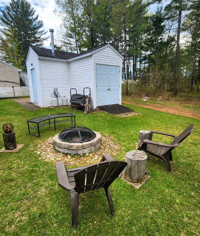 Park Model Trailer incls Landscaped Lot on Gorgeous Lac Campion in Land for Sale in Gatineau - Image 4