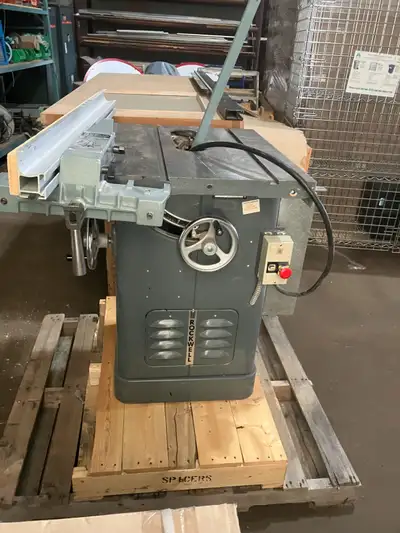 230 V, 7.4 A, 3 PH, 8’ rail for deck, No blades. Model: Series 34450, Serial 29576