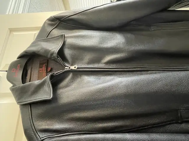 Men’s Black Danier Leather Jacket - large in Men's in Kitchener / Waterloo - Image 5
