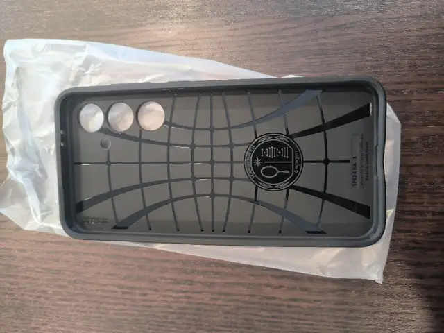 spigen cases for Samsung s24 FE in Cell Phone Accessories in St. Catharines - Image 2