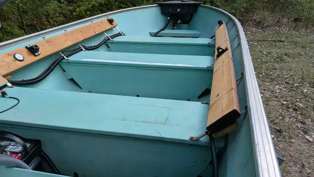 16' Naden Big Fish with Yamaha F30 outboard in Powerboats & Motorboats in Kingston - Image 3
