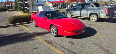 1995 trans am, 350 auto. 155000 kms. Loaded with leather interior. Motor just completely rebuilt onl...
