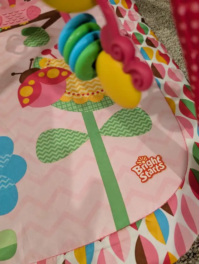 $5 Bright Stars Activity Gym Make an Offer in Toys in Windsor Region - Image 3