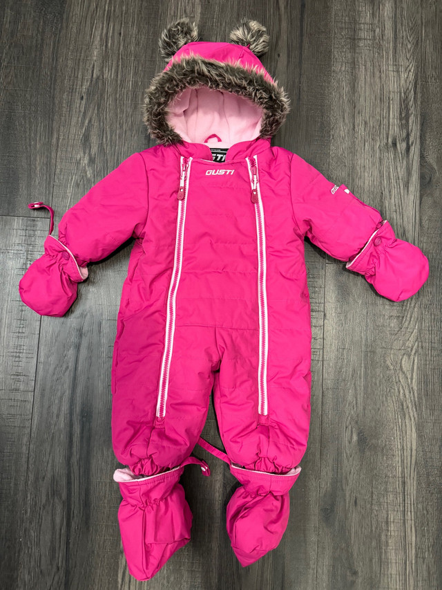 Gusti 6-12 months Winter Sowsuit w/ detachable gloves and shoes in Clothing - 9-12 Months in Winnipeg