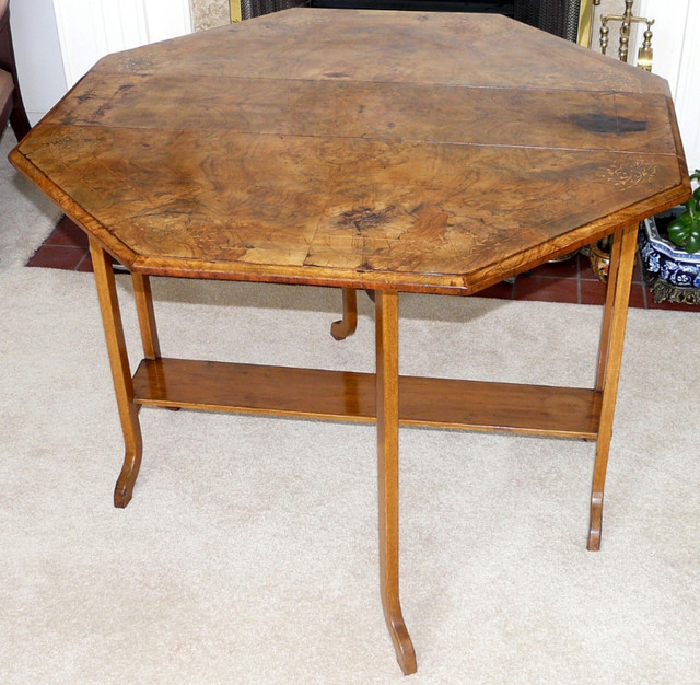 Antique Burled Sutherland Table in Other in Kingston - Image 4