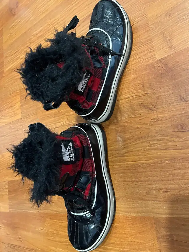 Botte d hiver Femme Sorel winter women boot  size 37 in Women's - Shoes in Laval / North Shore - Image 7