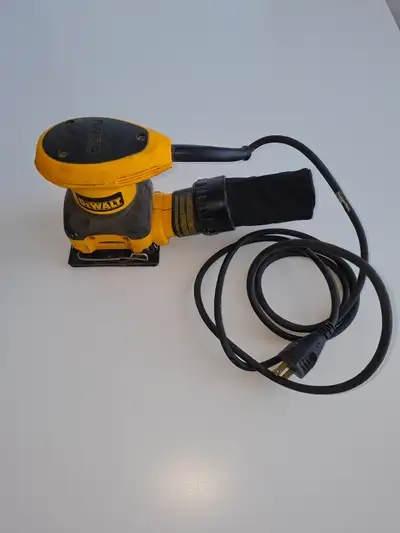Palm Sander Dewalt Corded - Good working condition, View more