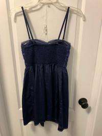 20$ pretty little blue dress