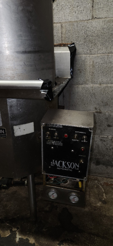 Jackson commercial dishwasher machine dans Lave-vaisselles  à Longueuil/Rive Sud - Image 4