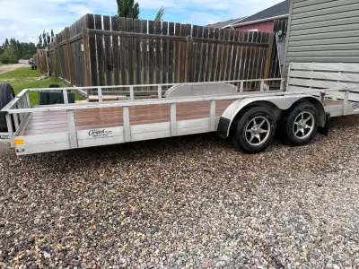 2019 Stronghaul aluminum trailer. 18’x7’. Dual 3500lb axles with brakes on both axels. Two brand new...