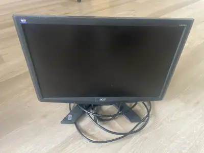 Computer monitor, 20”, View more