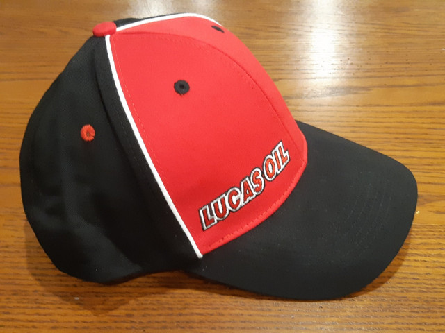 All new SUNGLASSES & BASEBALL CAP TRUCKER HATS $20each 2/$30.00 in Garage Sales in Hamilton - Image 4