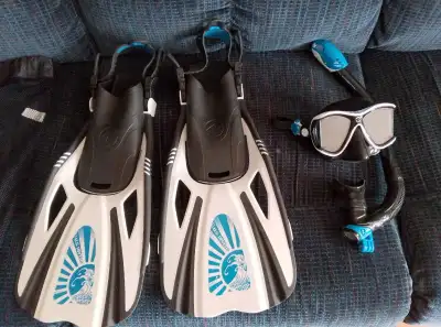 snorkel gear, View more