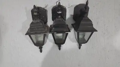 FREE - Exterior house lights, View more