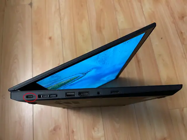 Lenovo ThinkPad P15s Gen1 i7 in Laptops in Markham / York Region - Image 7