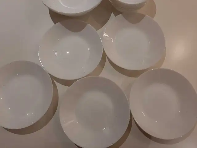 Assorted Dining Plates Ikea Oftast in Kitchen & Dining Wares in City of Halifax - Image 7