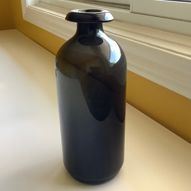 IKEA Black Glass Vase 10.5” high $12 East end Kingston P/U in Arts & Collectibles in Kingston
