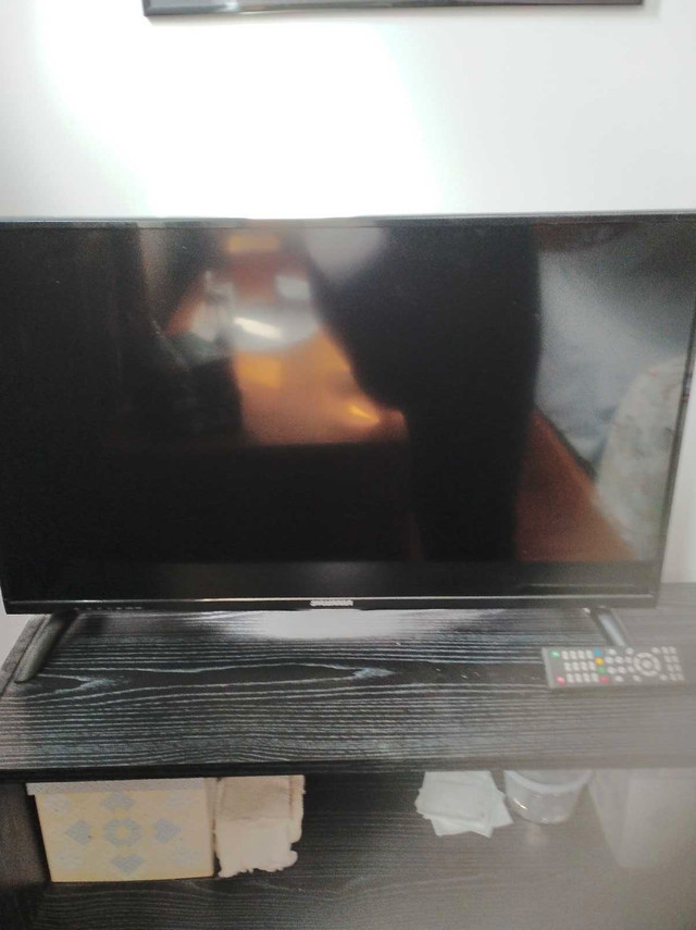 32 Inch HD LED TV with legs not stand REMOTE INC  in TVs in Hamilton
