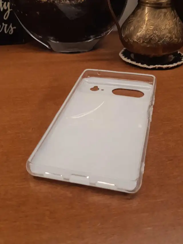 Google Pixel 6 Floral Pattern Phone Case in Cell Phone Accessories in Calgary - Image 6