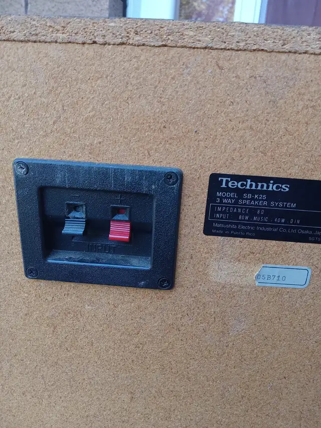 VINTAGE TECHNICS 3-WAY STEREO SPEAKERS in Speakers in Oshawa / Durham Region - Image 7