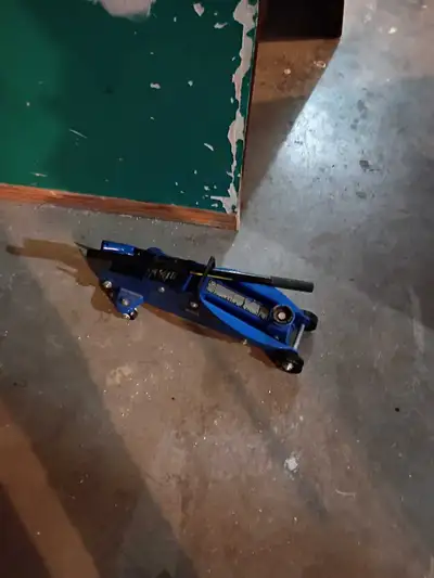 2 1/2 Tons Trolley Jack, View more