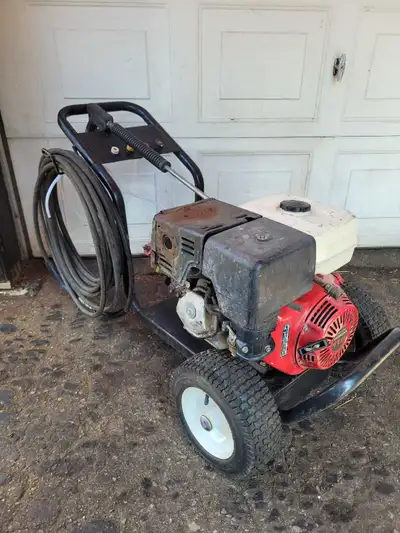 Honda 11hp GX340 powered pressure washer. New oil, new air filter. Comet ZWD3535 pump. 3500 psi, 3.5...