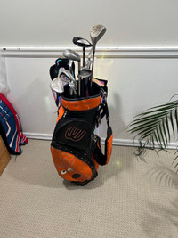 Men’s right handed golf clubs and bag