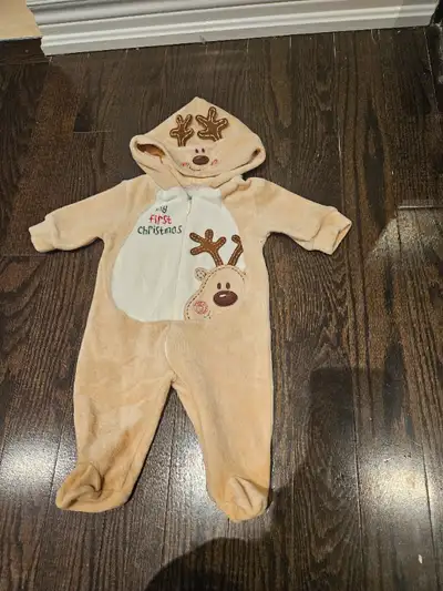Baby Christmas fleece sleeper (size 0-3 months), View more
