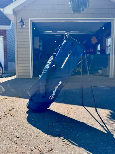 Taylormade Flextech ultralight golf bag, View more