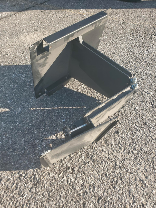 Swivel TV Mount for Masonry in Video & TV Accessories in Ottawa - Image 4