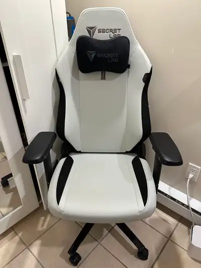 Secretlab TITAN Evo - Small - Ash, View more