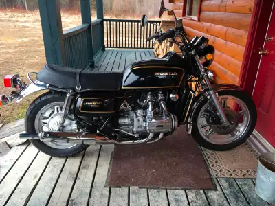 Lovely Oldwing, arguably one of the best bikes ever made, especially this one as it has 5 gauges, ho...