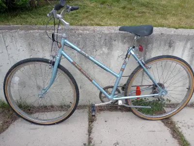 Supercycle bike, 26 inch tires, both tires need air. Asking $35