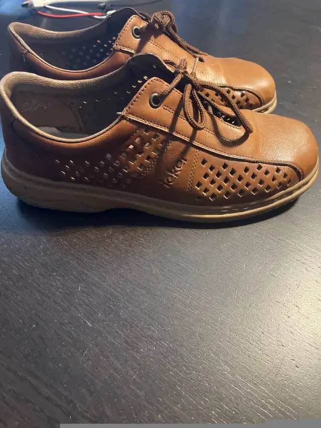Rocker Antistress shoes Size 9 in Men's in Mississauga / Peel Region - Image 3
