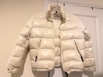 Authentic Moncler Maya Puffer Down Jacket Women’s Size 00 White, View more