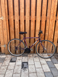 vélo de ville / hybride - petit