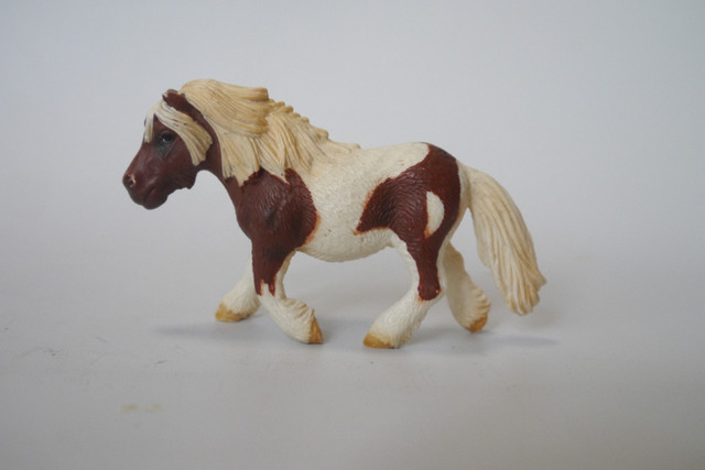 LOTS of Schleich Horses, Arabian, Trakehner, Foals, etc $15 each in Toys & Games in Calgary - Image 4