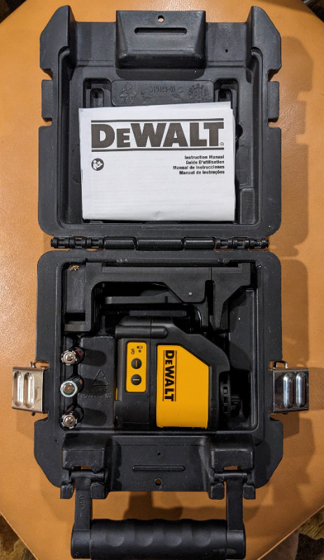 Dewalt DW088 RED LASER chalk line in Hand Tools in City of Toronto - Image 4