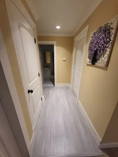 Looking for a comfortable and convenient place in the Holdom station? This bright room might be the...