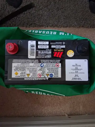 I'm selling brand new Motomaster car battery with 500 CCA. It's never been used, ready to keep your...