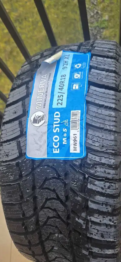 Dimension 225/40 R18