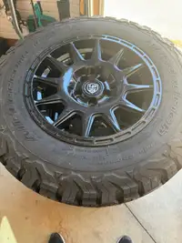 Subaru crosstrek rim and tires
