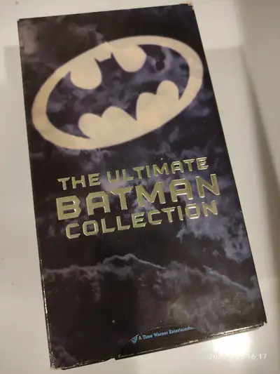 Contains the first 3 batman films: Batman, Batman Returns, and Batman Forever.