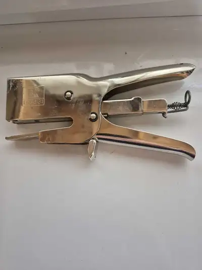 Rapid 31 Stapler, View more