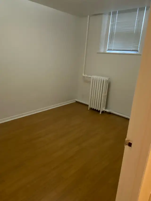 GAGE PARK in HAMILTON, 1 BEDROOM APT FOR RENT63417673940867123