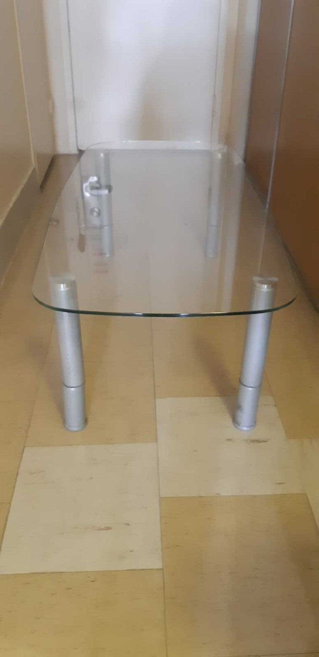 Glass coffee table in Coffee Tables in City of Toronto